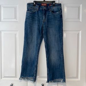 Lucky girl next door frayed jeans size 6/28